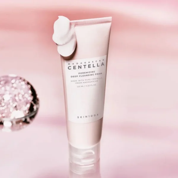 Skin1004,  Limpiador “Madagascar Centella Poremizing Deep Cleansing Foam” - Imagen 4