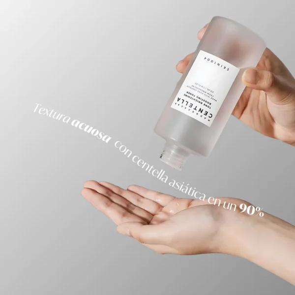 Skin1004 Tónico «Madagascar Centella Tone Brightening Boosting Toner» - Imagen 3